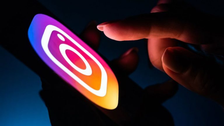 5 Influencers Who Make Millions Per Instagram Post