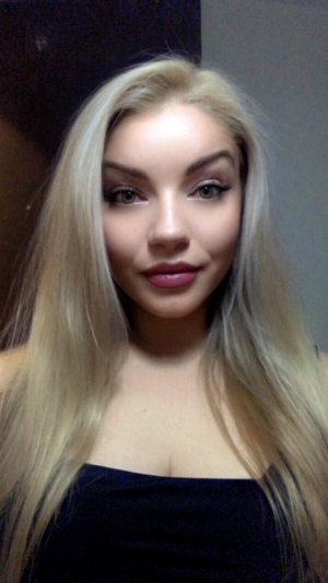 Alona Hodunova - Gallery Image 1