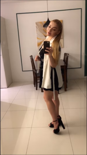 Alona Hodunova - Gallery Image 8