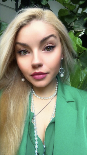 Alona Hodunova - Gallery Image 11