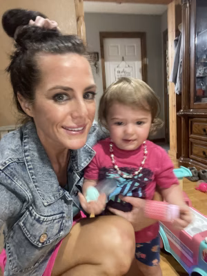 Samantha  Dugar - Gallery Image 2