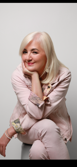 Susie Bugden - Gallery Image 5