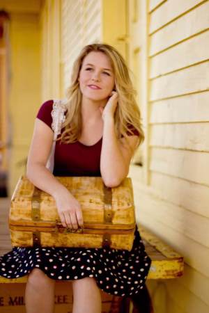 Mikaela Rose - Gallery Image 4