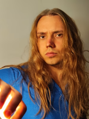VLADISLAV KRUSHINSKIKH - Gallery Image 3