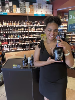 Arielle Ritchie - Gallery Image 6