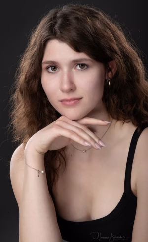 Abigail Brown - Gallery Image 5
