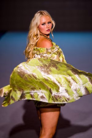 Ella Belle Fuesting - Gallery Image 13