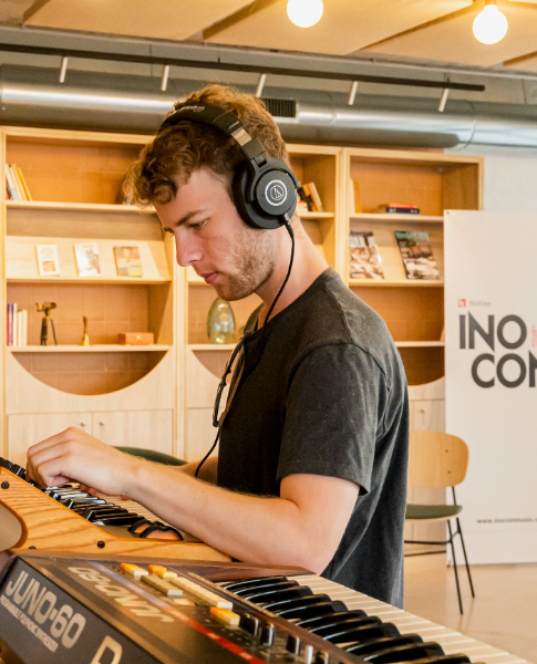 Corey Gazit - Profile Photo