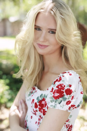 Geneva Reynolds - Gallery Image 1