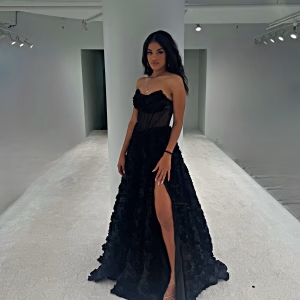 Abril Diaz - Gallery Image 2