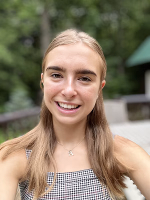 Abigail Irvine - Project Casting Gallery Image 6 Abigail Irvine - Gallery Image 6