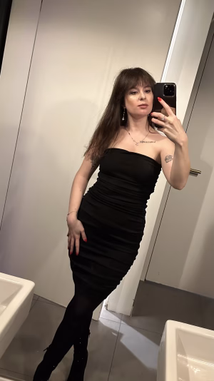 Anne-Marie Schommer - Gallery Image 7