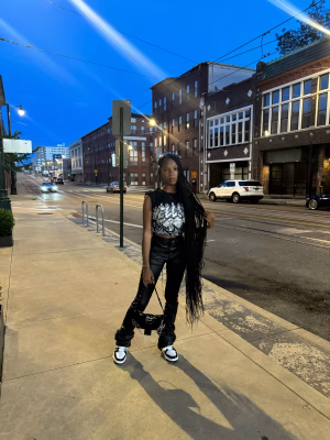 Angel Harris - Gallery Image 9