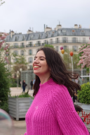 Nina Sides - Gallery Image 3