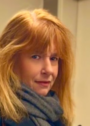 JANINE ROBBINS - Project Casting Gallery Image 3 JANINE ROBBINS - Gallery Image 3