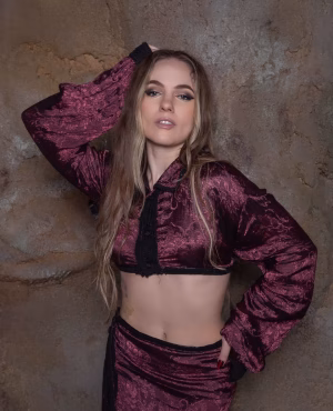 Leah Patricia - Gallery Image 15