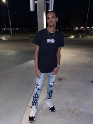 Avian Harris - Gallery Image 6