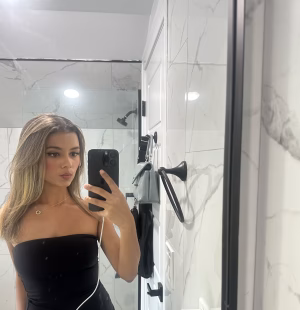 Maria Abreu - Gallery Image 2
