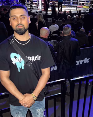 Izi Ulhaq - Project Casting Gallery Image 1 Izi Ulhaq - Gallery Image 1