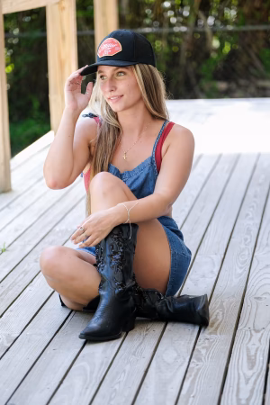 Eve Davis - Gallery Image 3