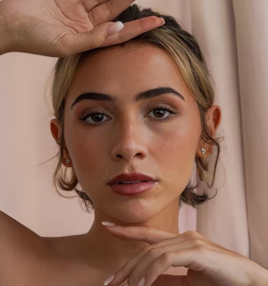 Romey Lauren - Gallery Image 18