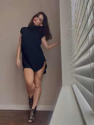 Sydnie Zvolenski - Project Casting Gallery Image 6 Sydnie Zvolenski - Gallery Image 6