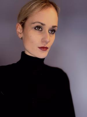 Annika Hoefer - Gallery Image 2