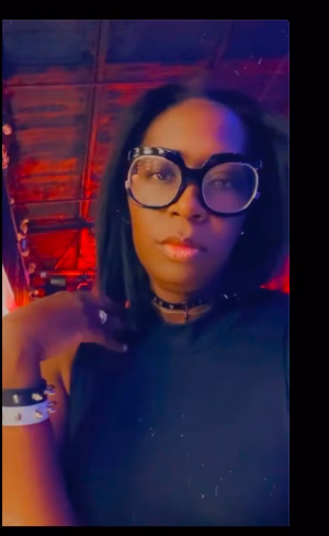 Roxie Sibley - Gallery Image 1