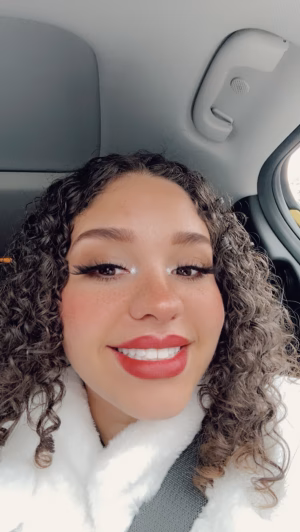 Alyssa Fernandez - Gallery Image 1