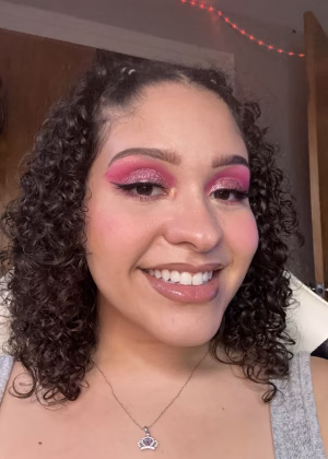 Alyssa Fernandez - Gallery Image 3