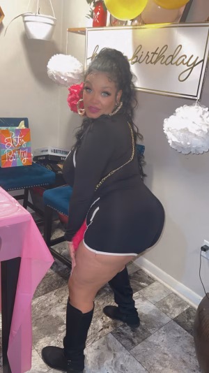 Yesenia Rivera - Gallery Image 4