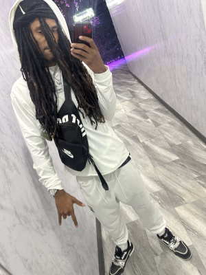 Kyle Robinson - Project Casting Gallery Image 4 Kyle Robinson - Gallery Image 4