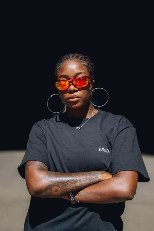 Esita Calhoun - Project Casting Gallery Image 2 Esita Calhoun - Gallery Image 2