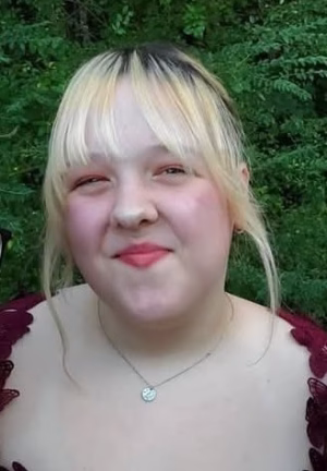 Adriana  Aldridge - Gallery Image 5