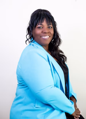 Tahira Robinson - Gallery Image 4
