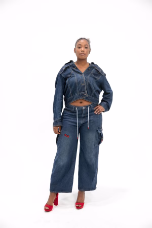 Carla Hollins - Gallery Image 3