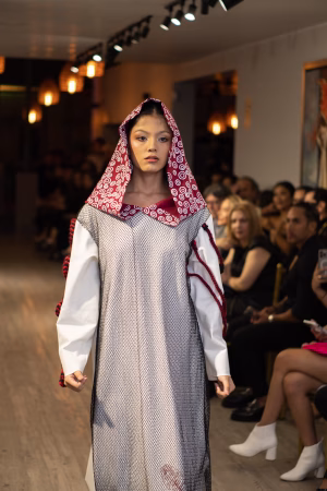 Arianne Valencia - Project Casting Gallery Image 6 Arianne Valencia - Gallery Image 6