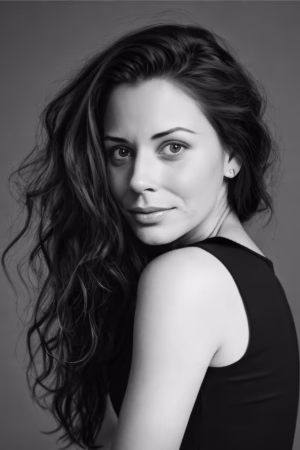 Holly Shirley - Gallery Image 8