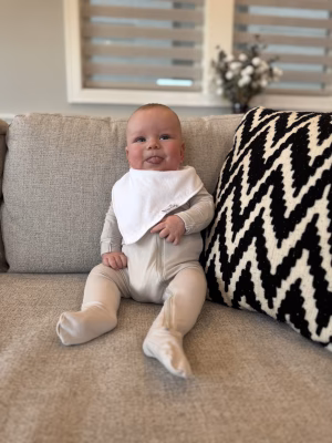 Victor Flores - Gallery Image 5