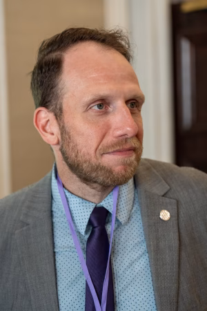 Benjamin van Loon - Project Casting Gallery Image 1 Benjamin van Loon - Gallery Image 1