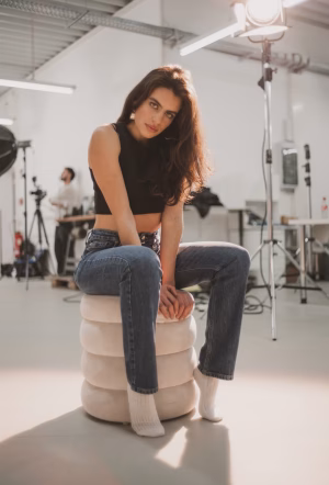 Aline D - Gallery Image 12