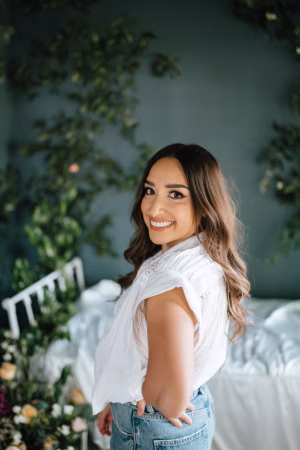 Amelia Saenz - Gallery Image 2