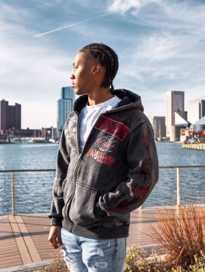 Khamari Mckeever - Gallery Image 3