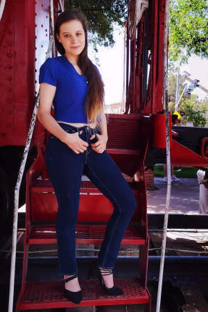 Hannah Blount - Gallery Image 5