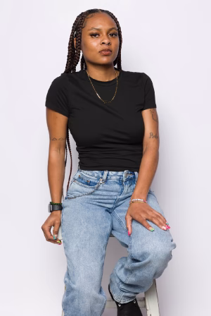 taryn benton - Project Casting Gallery Image 3 taryn benton - Gallery Image 3