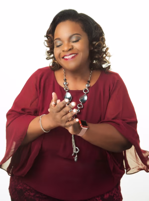 Alisa Nelson-Wade - Gallery Image 4
