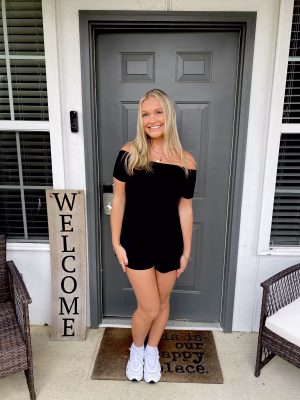Nicole Schmidt - Gallery Image 9