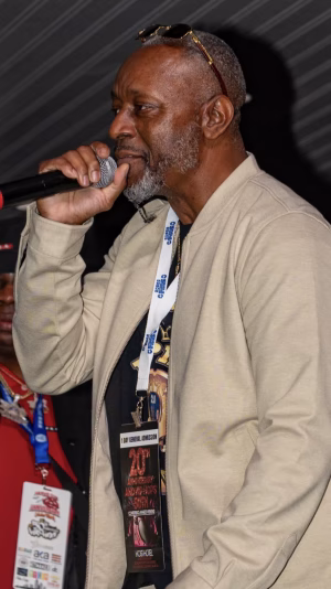 Michael Owens - Gallery Image 6