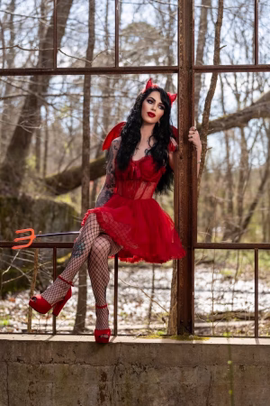 Tawni Jackson - Gallery Image 8