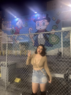 Amanda  Mouyal - Gallery Image 5